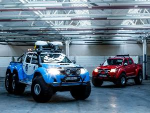 2013 Arctic Trucks Toyota Hilux AT44 Willis Resilience Expedition 6x6